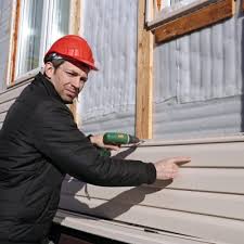 Best Siding Painting and Refinishing  in Clover Creek, WA